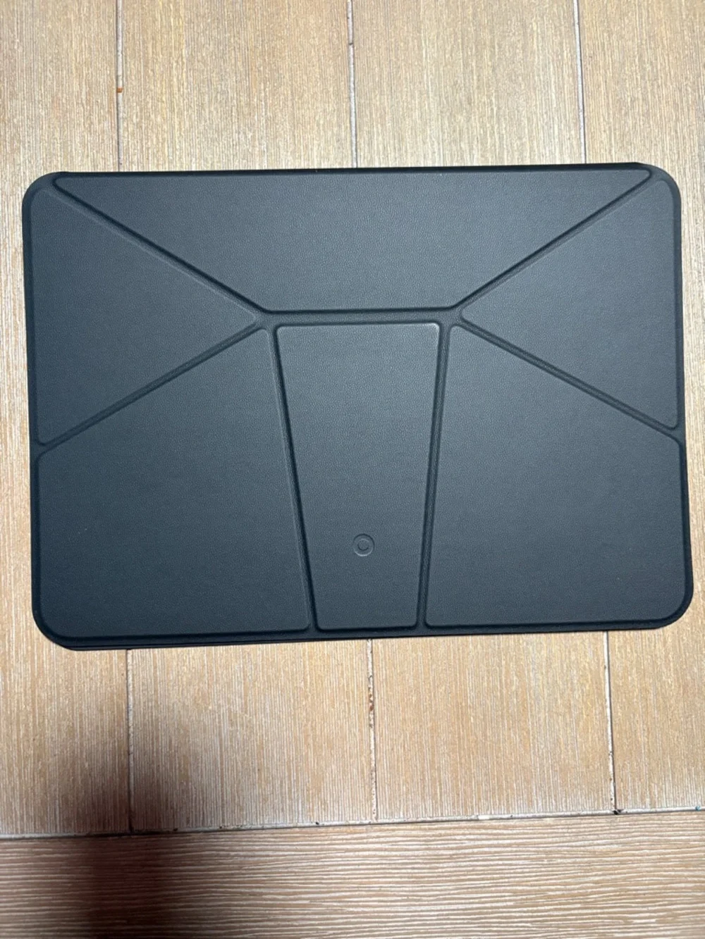 N/A sleek black